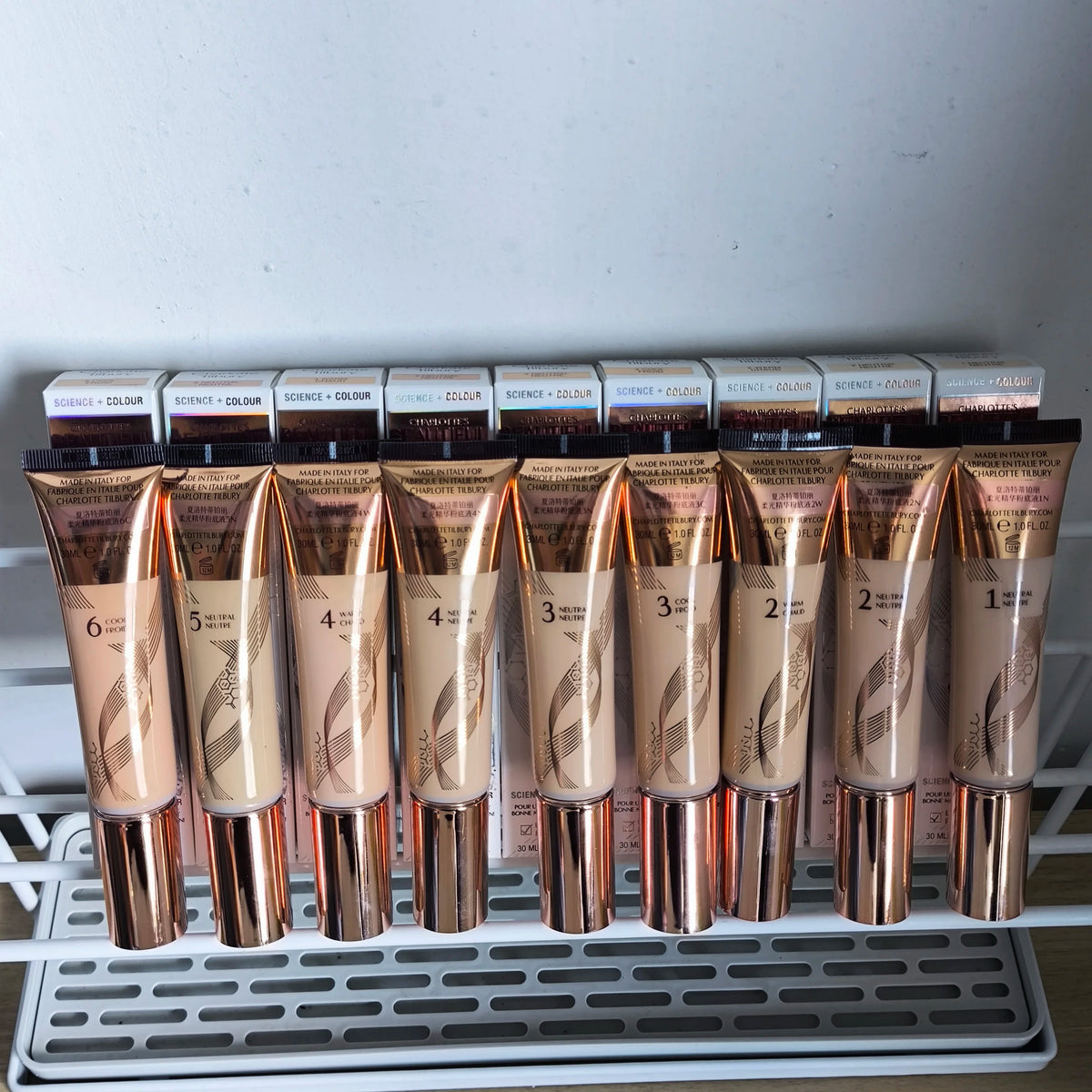 Glow Unbound LLC high-gloss liquid foundation