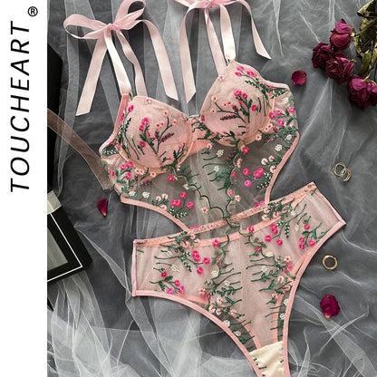 Glow Unbound LLC Floral Lace Bra and Thong Set