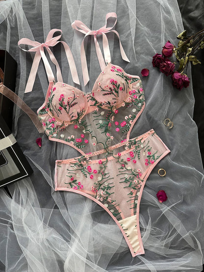 Glow Unbound LLC Floral Lace Bra and Thong Set