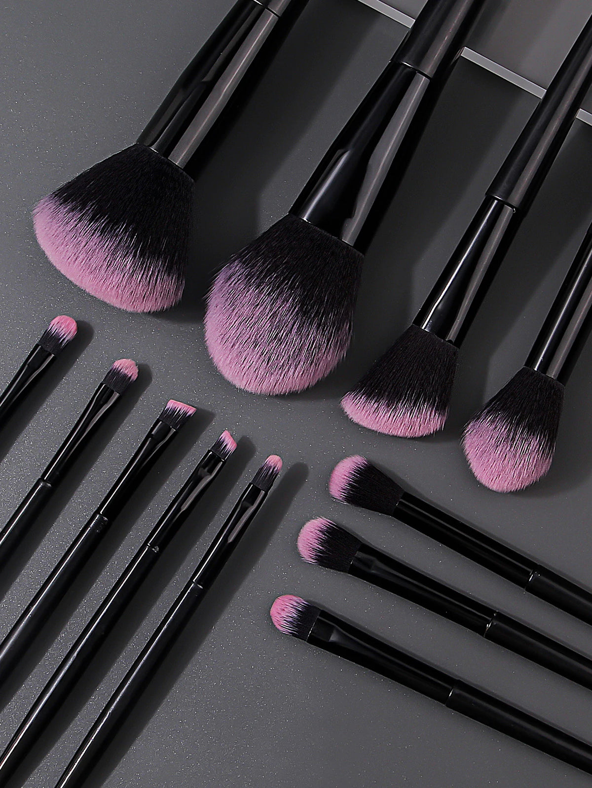 17-Piece Makeup Tool Kit