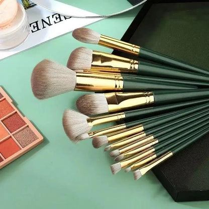14-Piece Green Cloud Makeup Brush Set