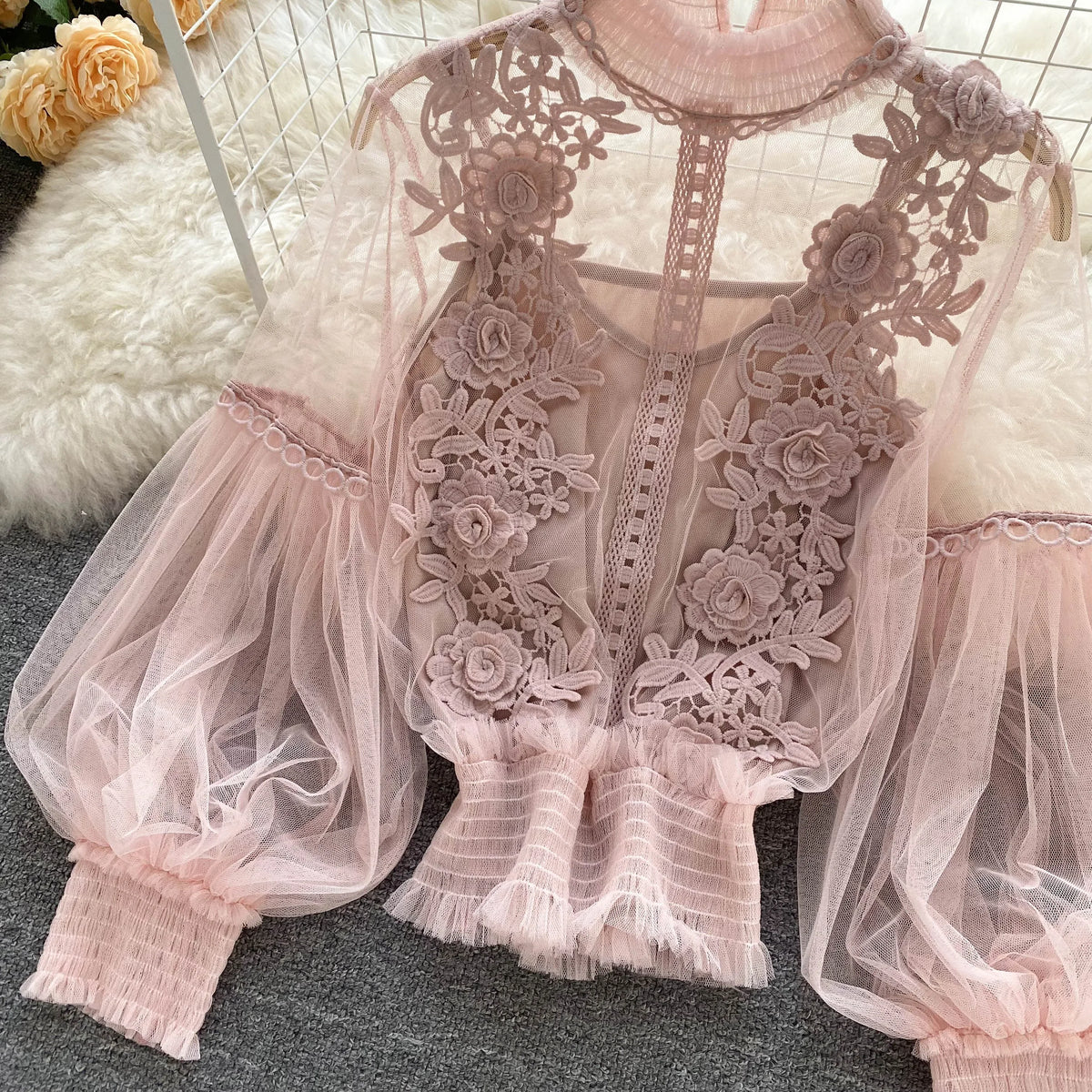 Vintage Lace Puff-Sleeve Blouse 
