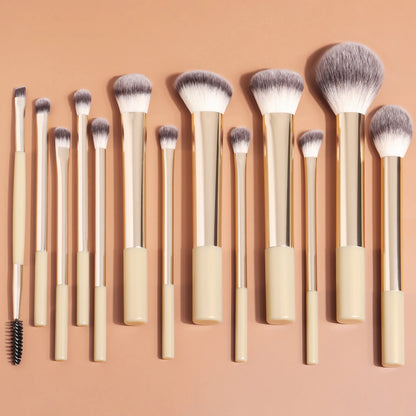 13-Piece Kabuki Makeup 