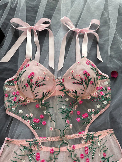 Glow Unbound LLC Floral Lace Bra and Thong Set