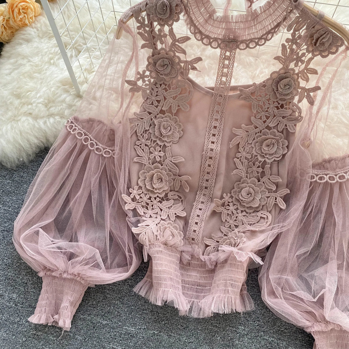 Vintage Lace Puff-Sleeve Blouse 